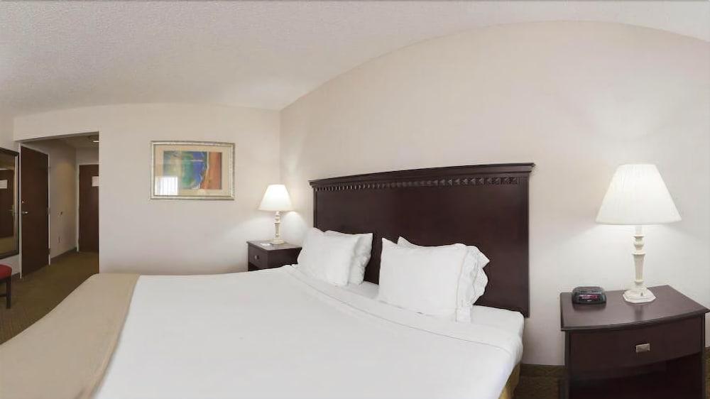Holiday Inn Express Hotel & Suites Kinston By Ihg Экстерьер фото