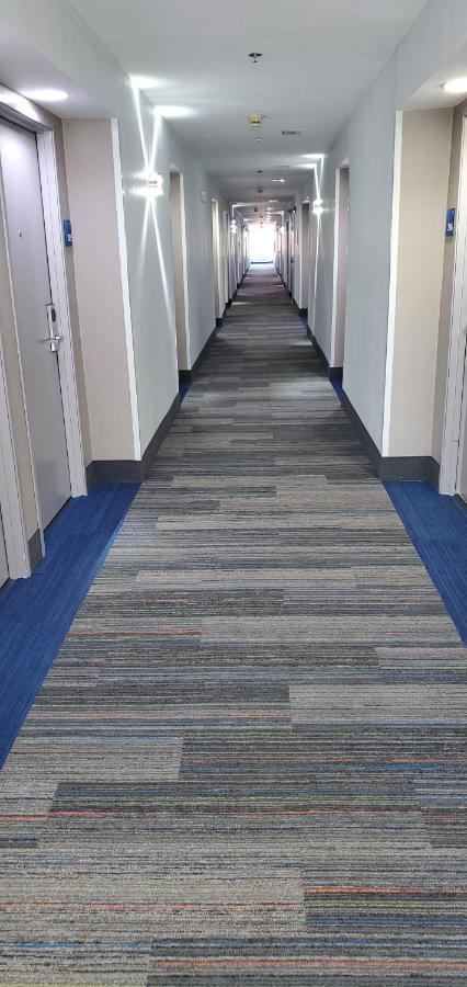 Holiday Inn Express Hotel & Suites Kinston By Ihg Экстерьер фото
