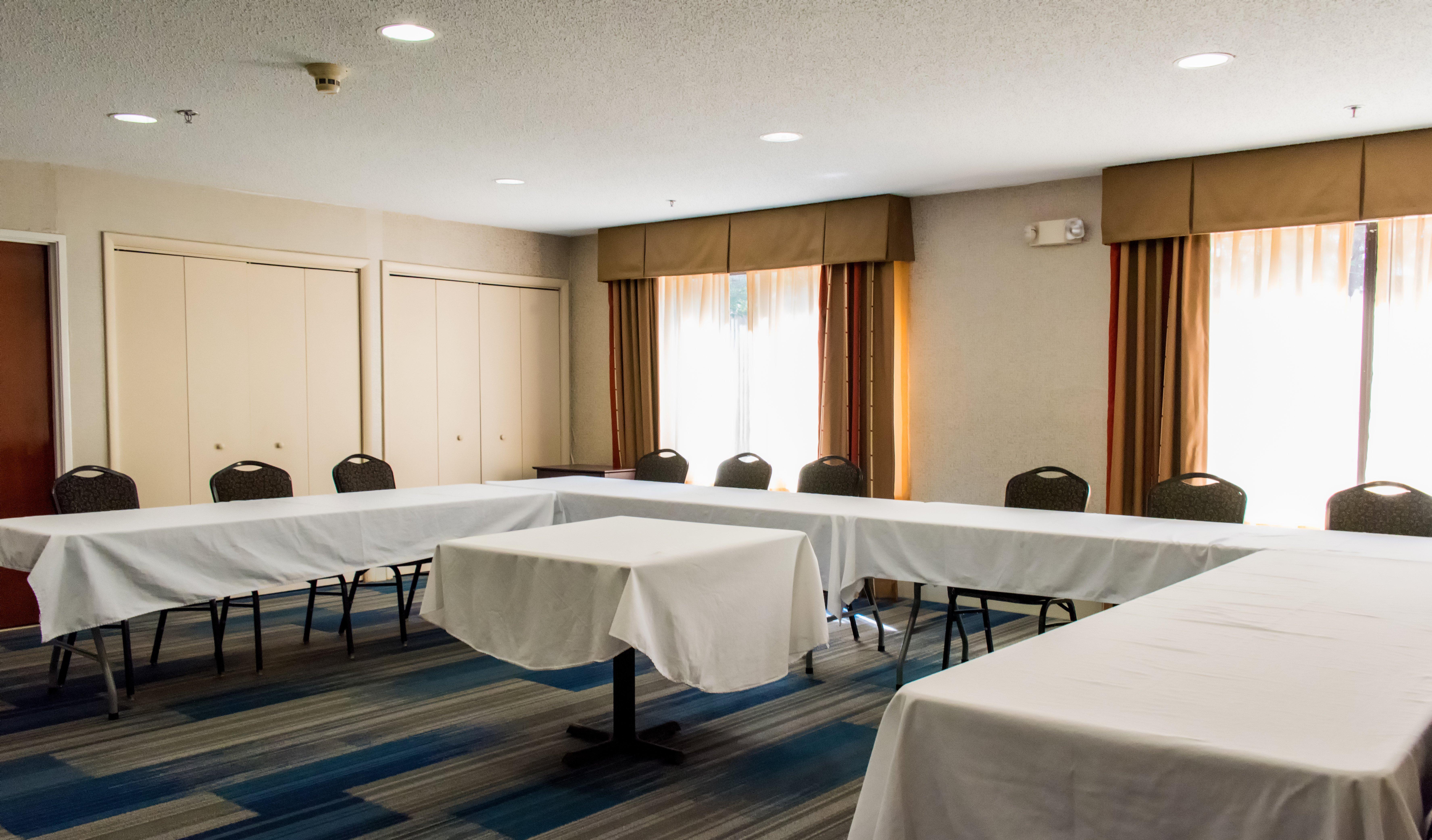 Holiday Inn Express Hotel & Suites Kinston By Ihg Экстерьер фото